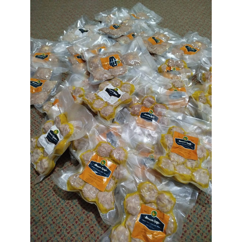 

DIMSUM AYAM 1 PAKET ISI 10PCS LUMPIA LUMER KEJU GORENG ISI PAKET 5 PCS FROZEN FOOD