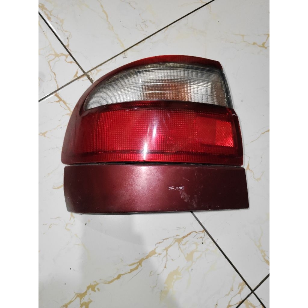 stop lamp lampu belakang corona absolute original kiri