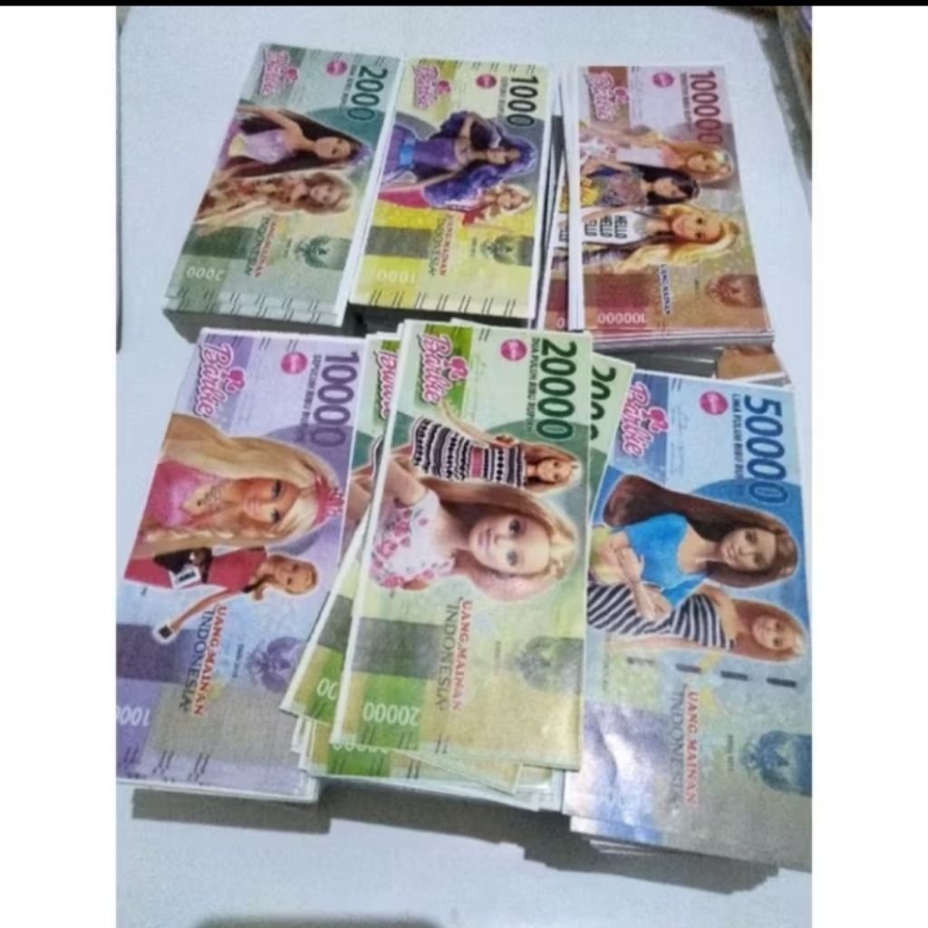 -+300 lembar duit mainan gambar kartun (6x13cm)