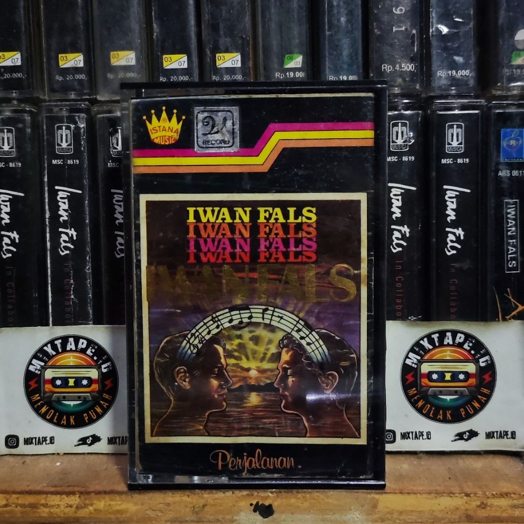 Kaset Pita - Iwan Fals - Perjalanan - Radio Tape - Kaset - Radio - Pemutar Kaset - Retro - Classic -