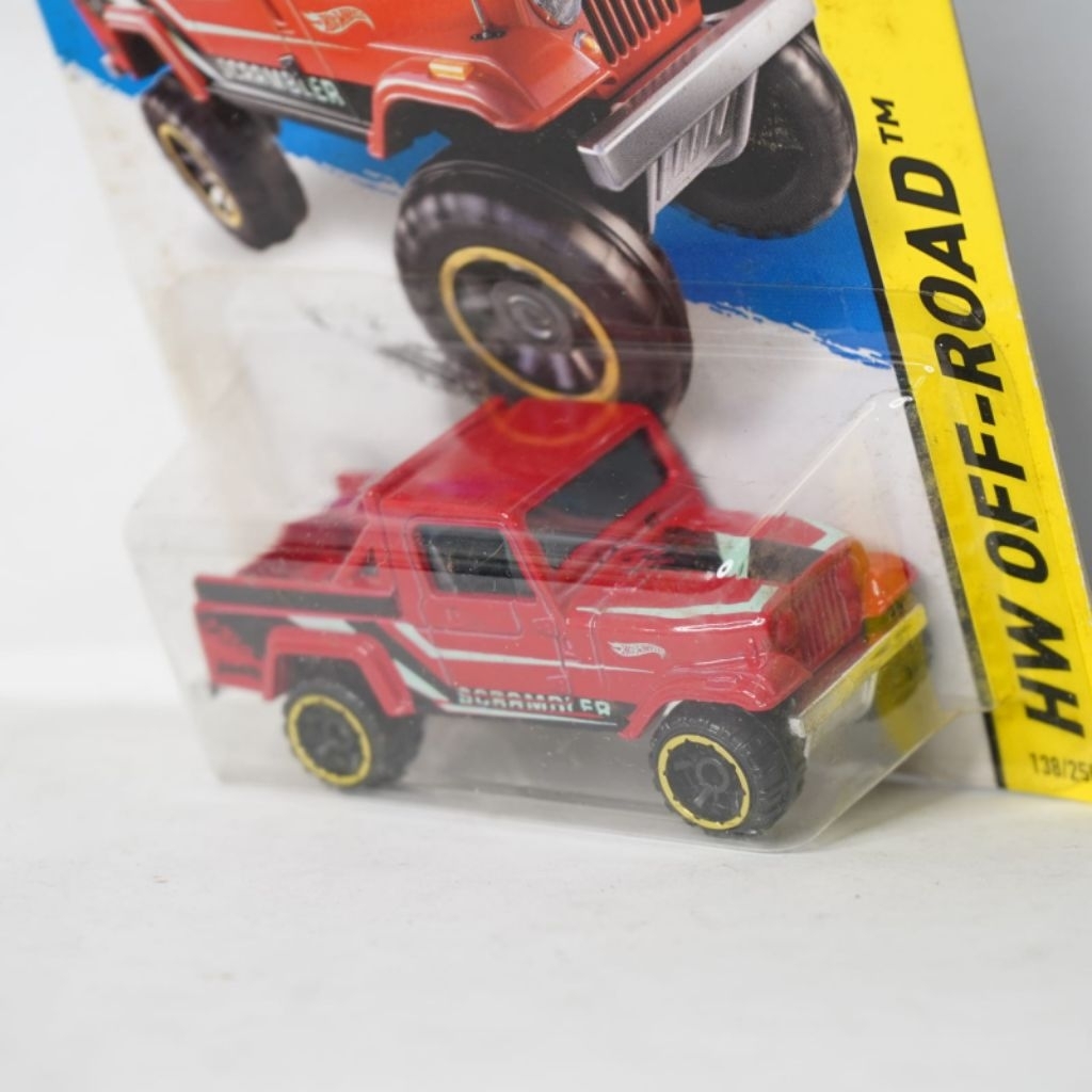 Hotwheels 1/64 Diecast Jeep Scrambler