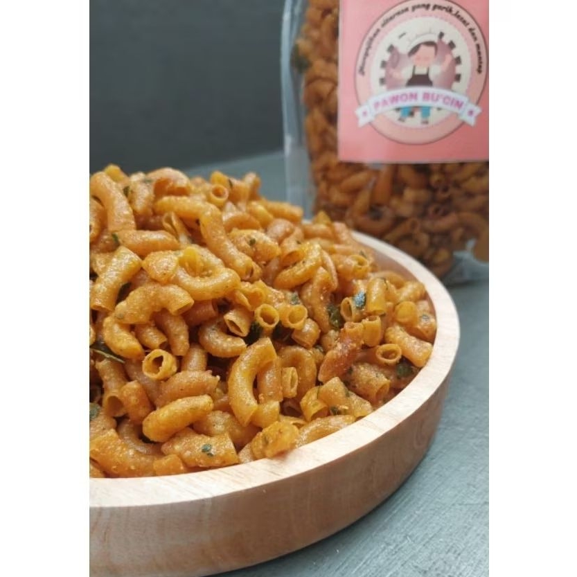 

Makaroni Bantet Pedas Daun Jeruk 100 gram Cemilan Renyah Makanan Kriuk food snack