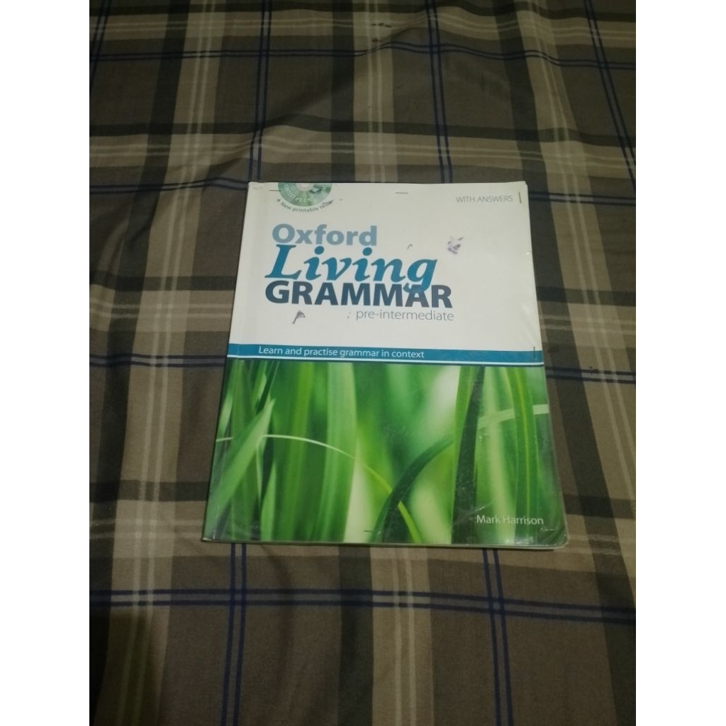 buku original - Oxford living grammar by Mark harrison