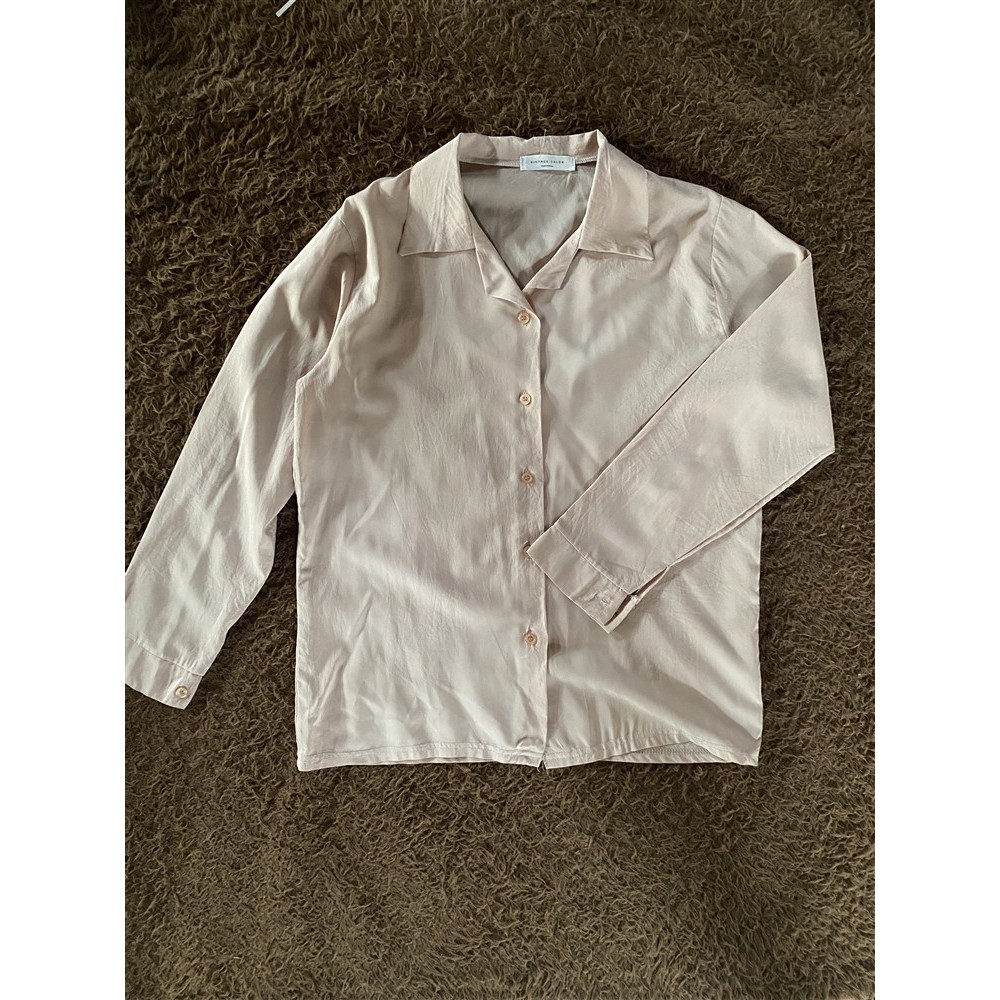 Blouse Wanita Preloved – Warna Nude Soft