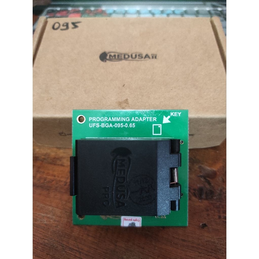 Socket ufs bga 095-0.65 medusa pro 2 like new(tanpa chip u1)