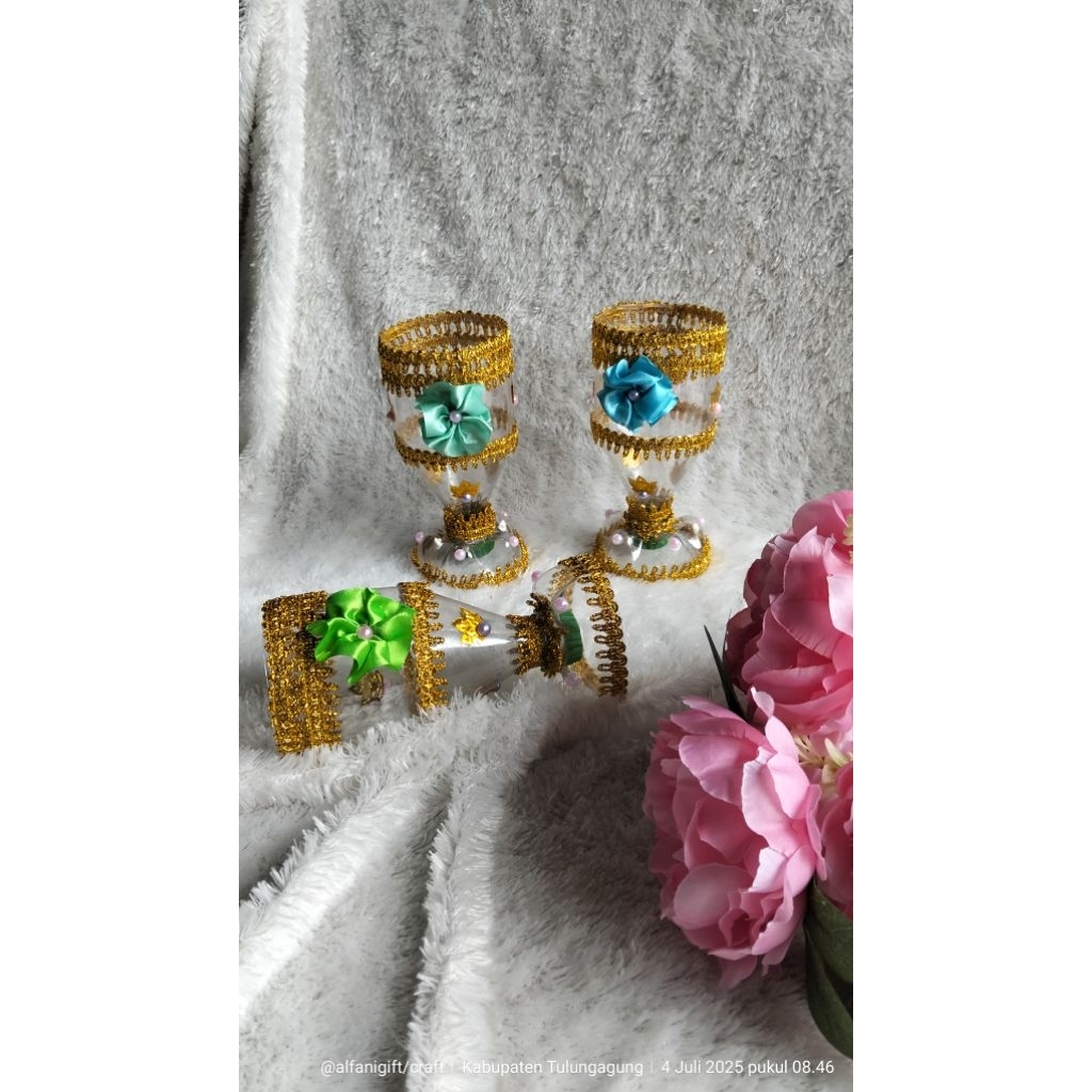 PRAKARYA BEKAS BOTOL / VAS BUNGA BOTOL / GELAS PLASTIK