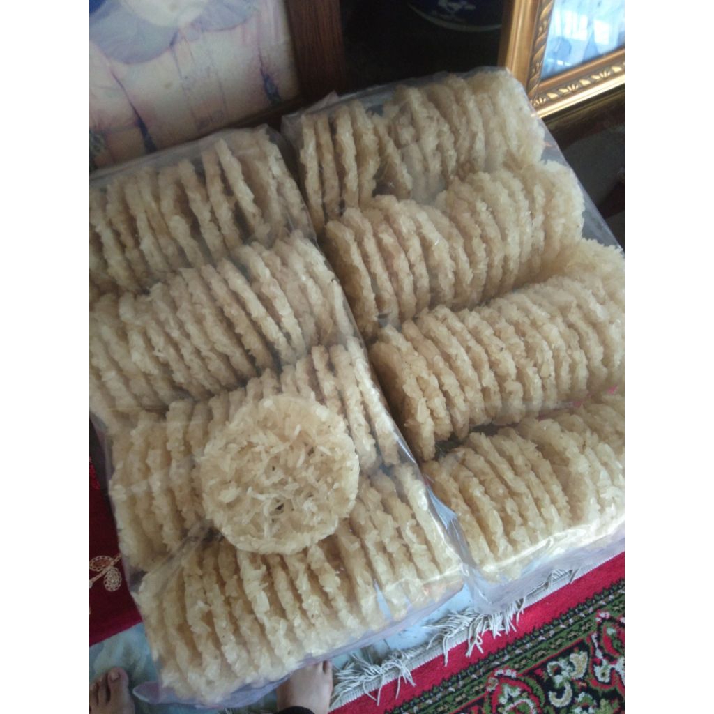 

Rengginang mentah kiloan