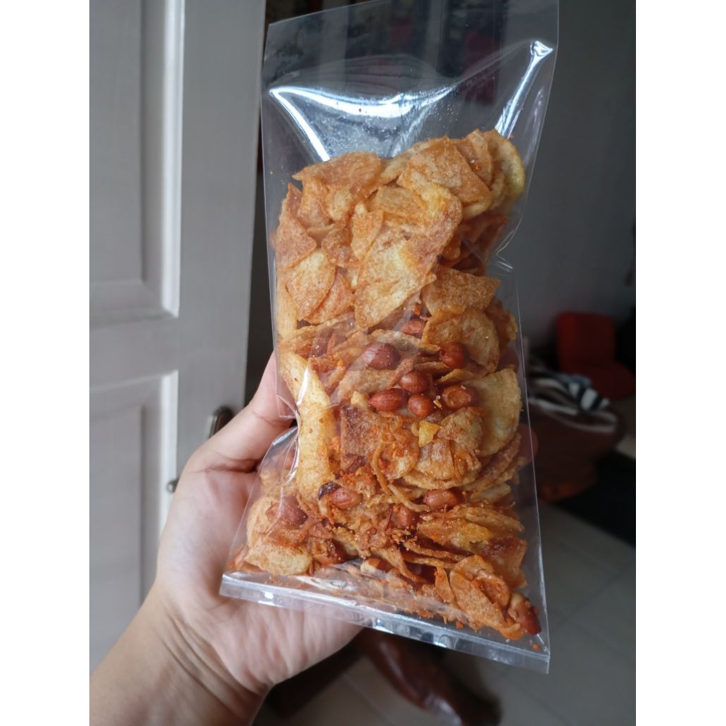 

Kripik Kentang Gurih Mix Teri Medan & Kacang