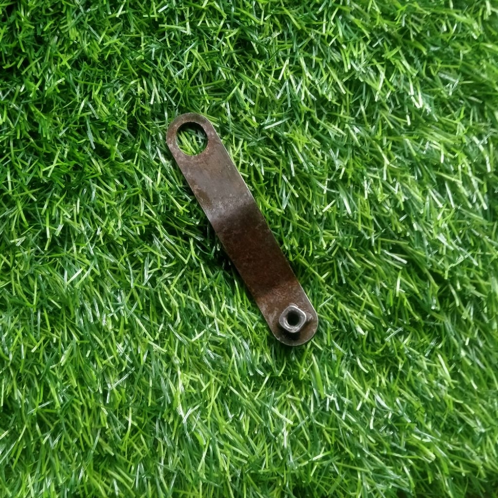 BRACKET DUDUKAN BREKET SAYAP YAMAHA VEGA R NEW VEGA R 2006-2009 ORIGINAL