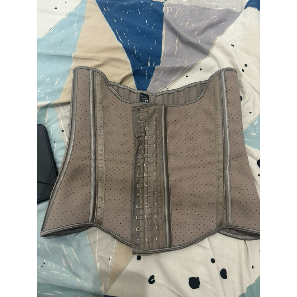 preloved korset cikor charcoal