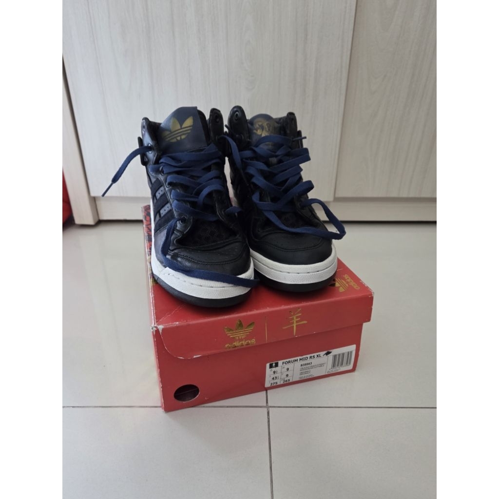 Sneakers Pria Adidas Forum Mid RS XL CNY Goat Limited Edition (China Market) ukuran 43 1/3