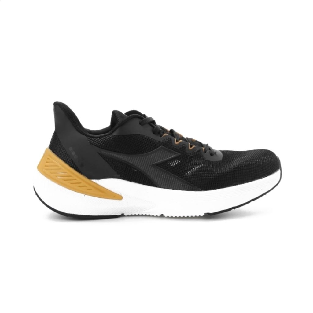 Sepatu Sneakers Pria Diadora Miller Hitam Original