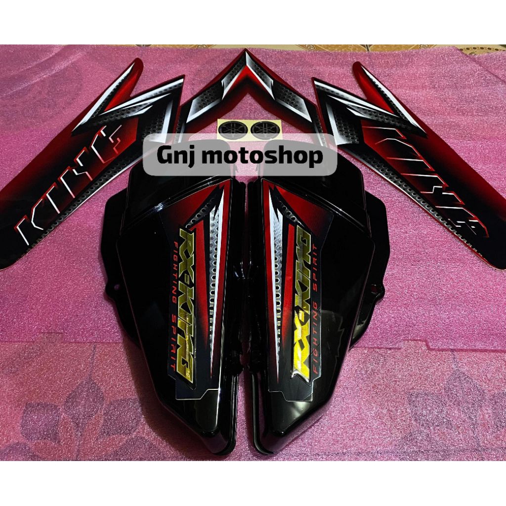 COVER TUTUP AKI TEPONG BOK AKI RX KING HITAM SET STRIPING THN 2008 MERAH LENGKAP SET EMBLEM RX KING 