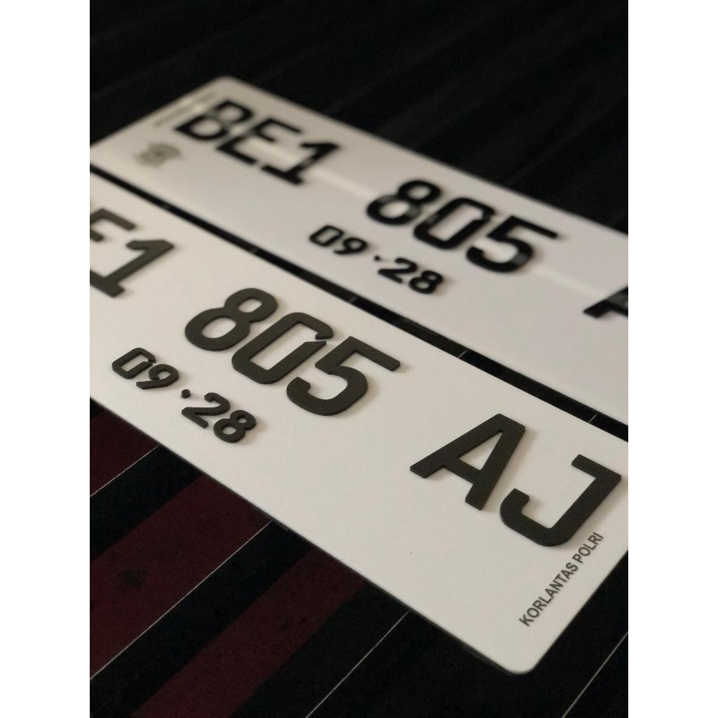Plat Nomor Mobil Akrilik  Custom Keren Murah Original / Plat Nomor  Mobil Akrilik Timbul