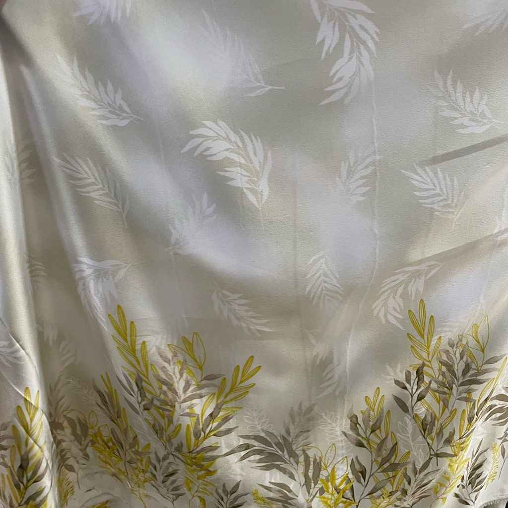 kain satin bridal motif pinggir premium - kain satin silk original - no nerawang lqb