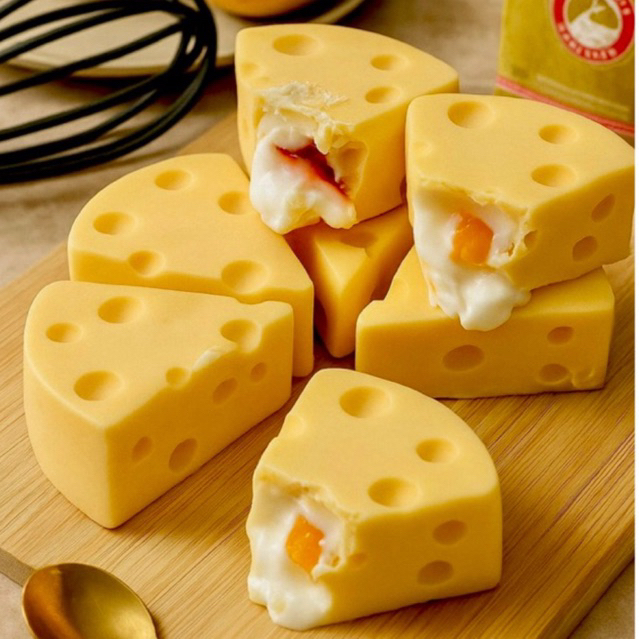 

TOM AND JERRY CHEESE CAKE - CHEESE CAKE TOM AND JERRY VIRAL (PRE ORDER) - TOM & JERRY CHEESE CAKE - CHEESE CAKE - KUE KEJU
