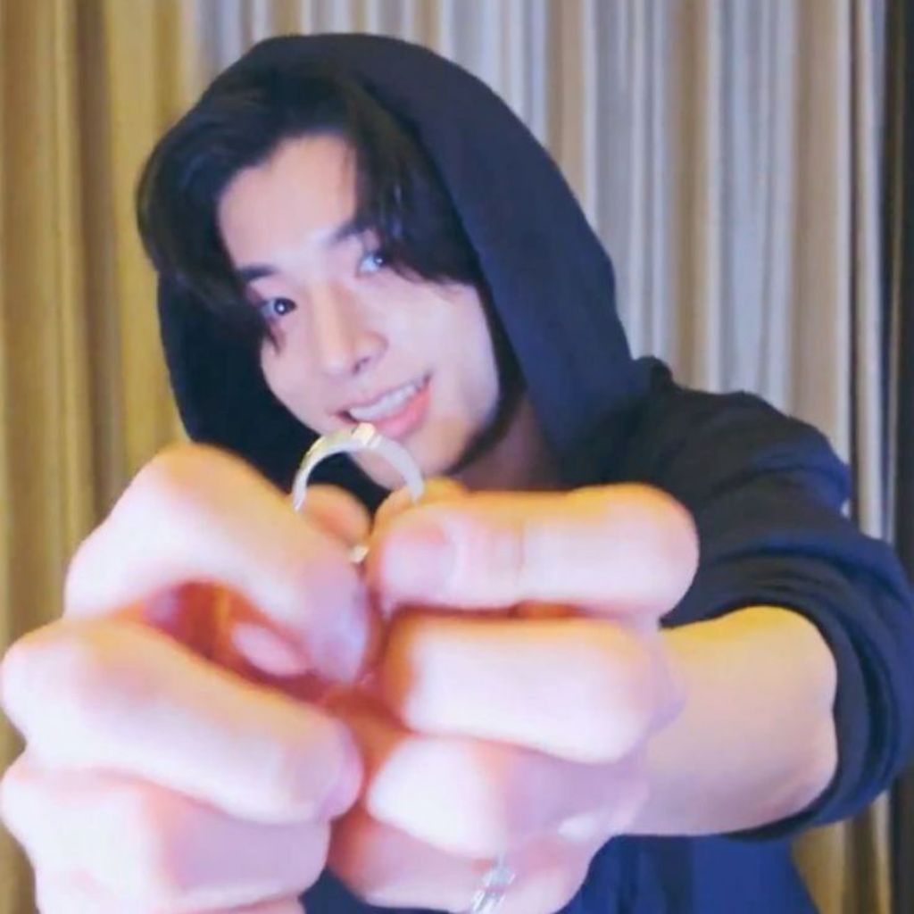 

tambahan packing dan freebies!!