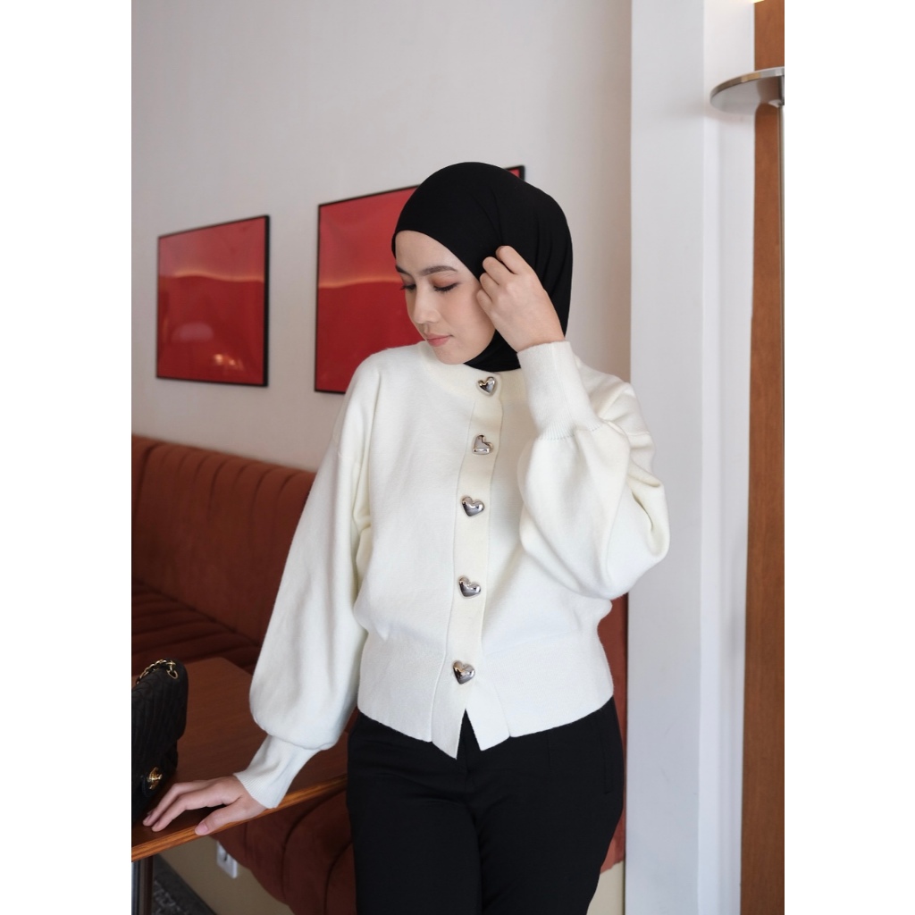 GONEGANI OFFICIAL - Cardigan Knit Wanita Lembut Berkancing Elegan Love Button Cardy
