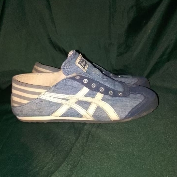 Sepatu Sneakers Wanita Onitsuka Tiger Indonesia Original size 39