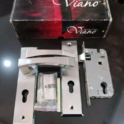 Handle Pintu Viano Alphen /Kunci pintu set