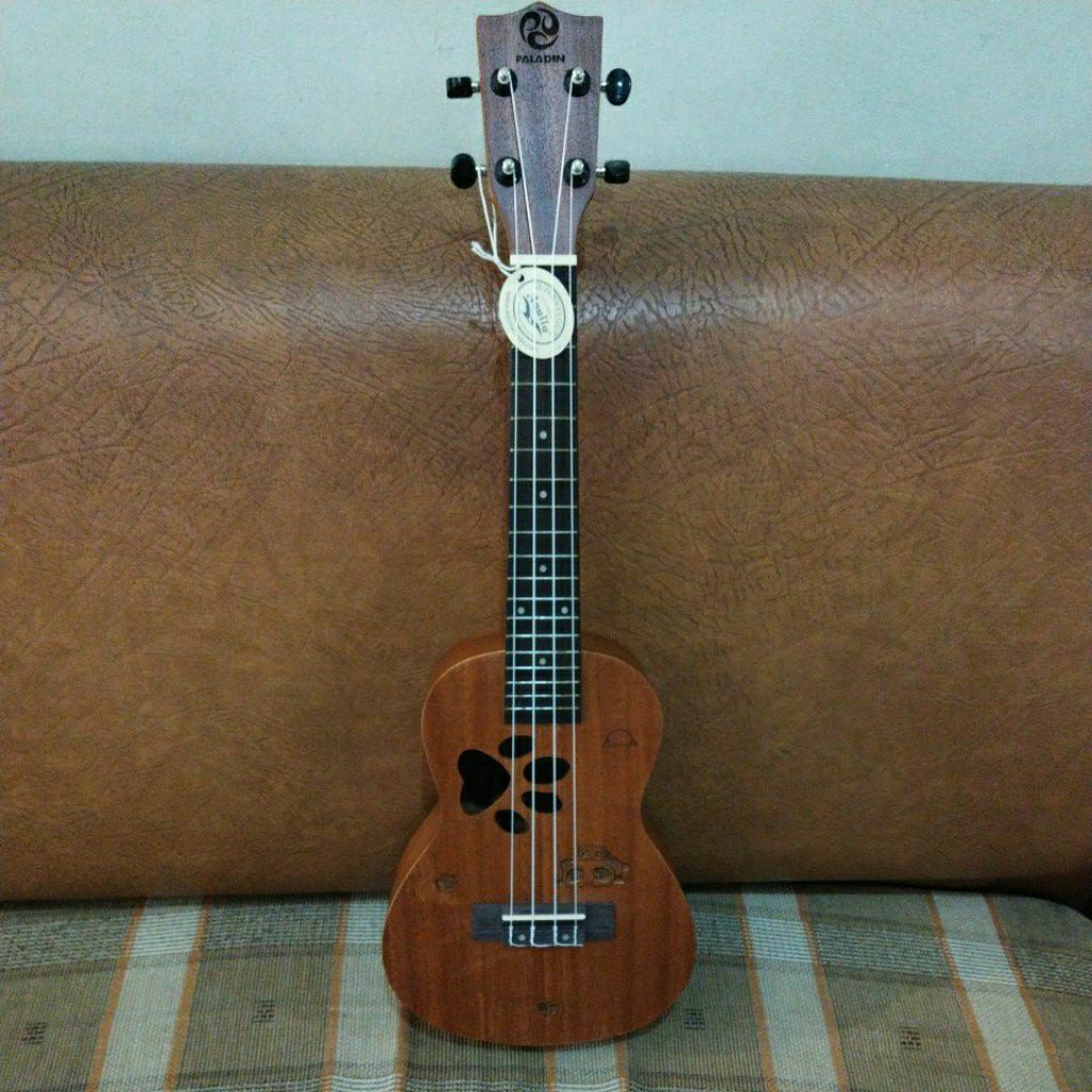 Ukulele Paladin Concert Ukiran Limited Edition. Best Product bonus senar capo dan case