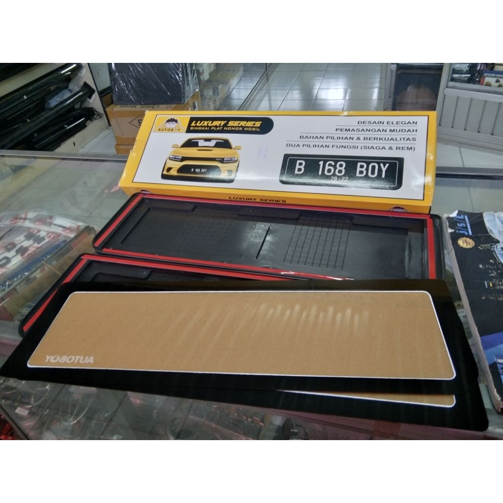 Tempat Plat Nomor Akrilik/Dudukan Plat Mobil Autoboy avanza xenia innova universal