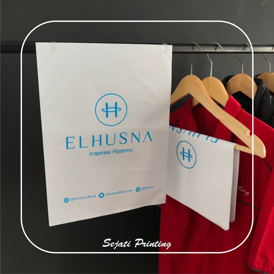 

(Isi 100 pcs) Plastik Sablon HD Packing 30x40cm, FREE DESAIN - SEJATIPRINTING