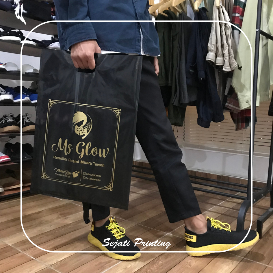 

(isi 100 pcs) Sablon Plastik Murah 35x50cm, FREE DESAIN - SEJATIPRINTING - PE KOTAK TEBAL