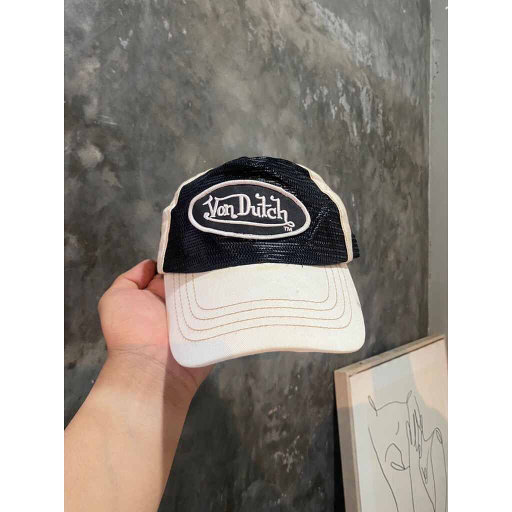 von dutch trucker cap