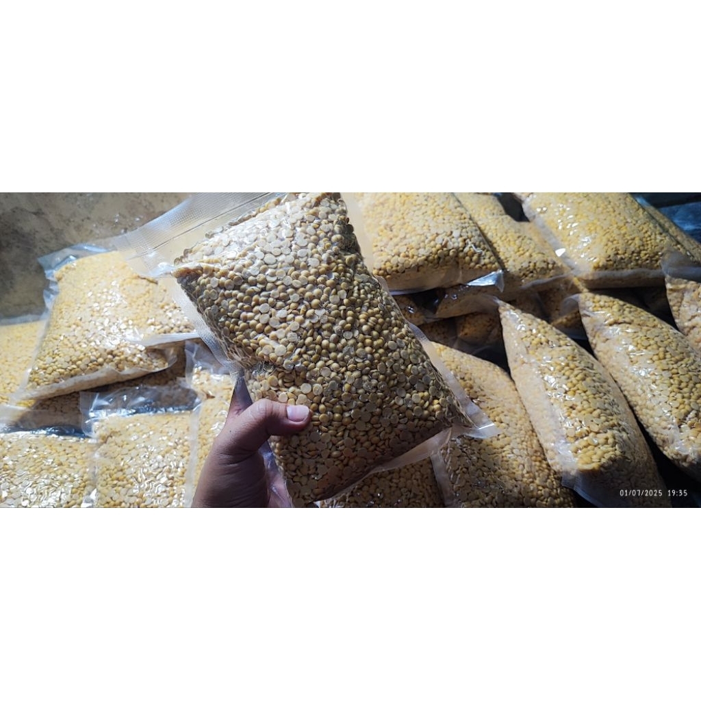 

Kacang Kedelai Vacum 1.000 Gram