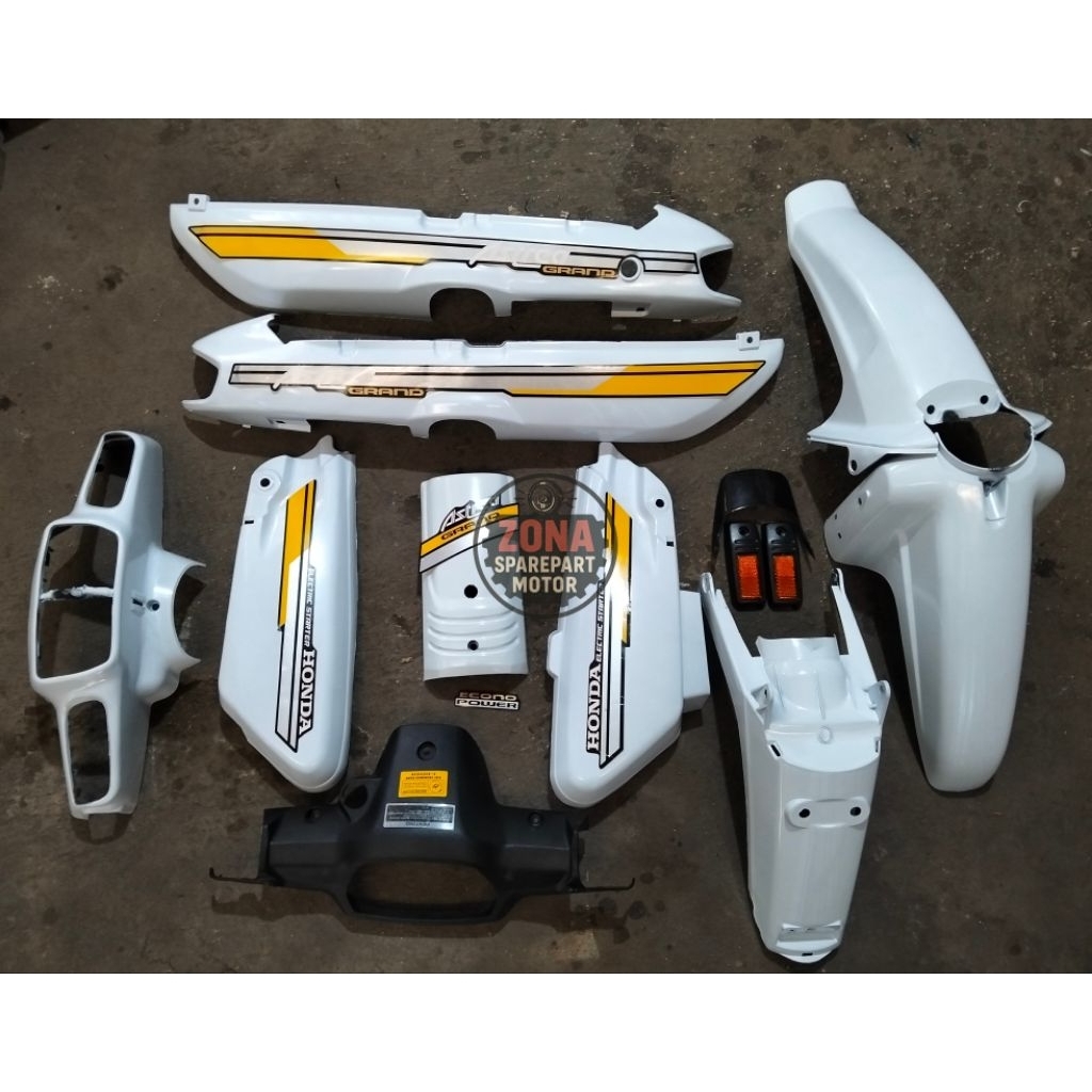 COVER BODY BODI FULLSET HONDA ASTREA GRAND BULUS WARNA PUTIH STRIP KUNING SILVER BULUS ALBINO