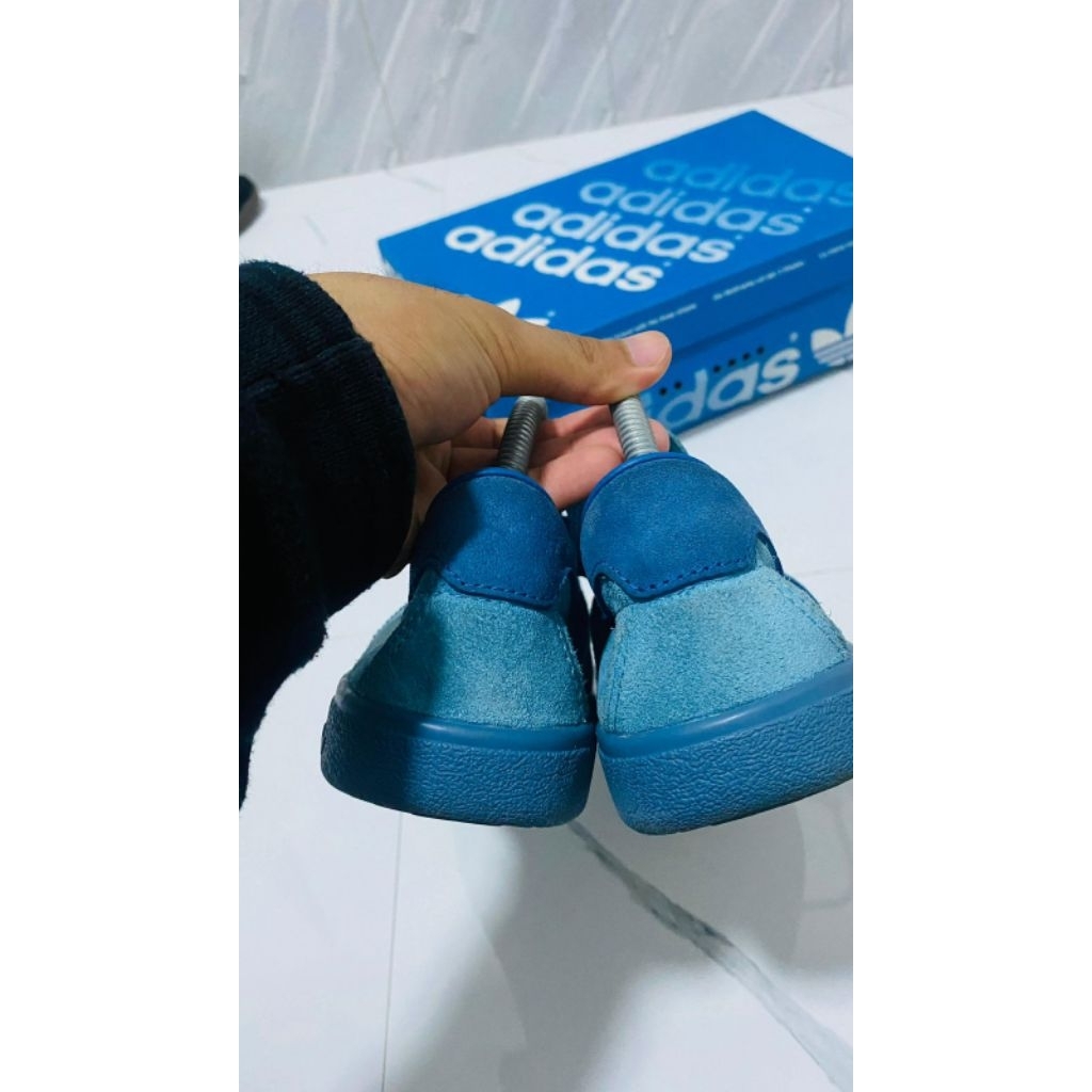 Adidas Bali