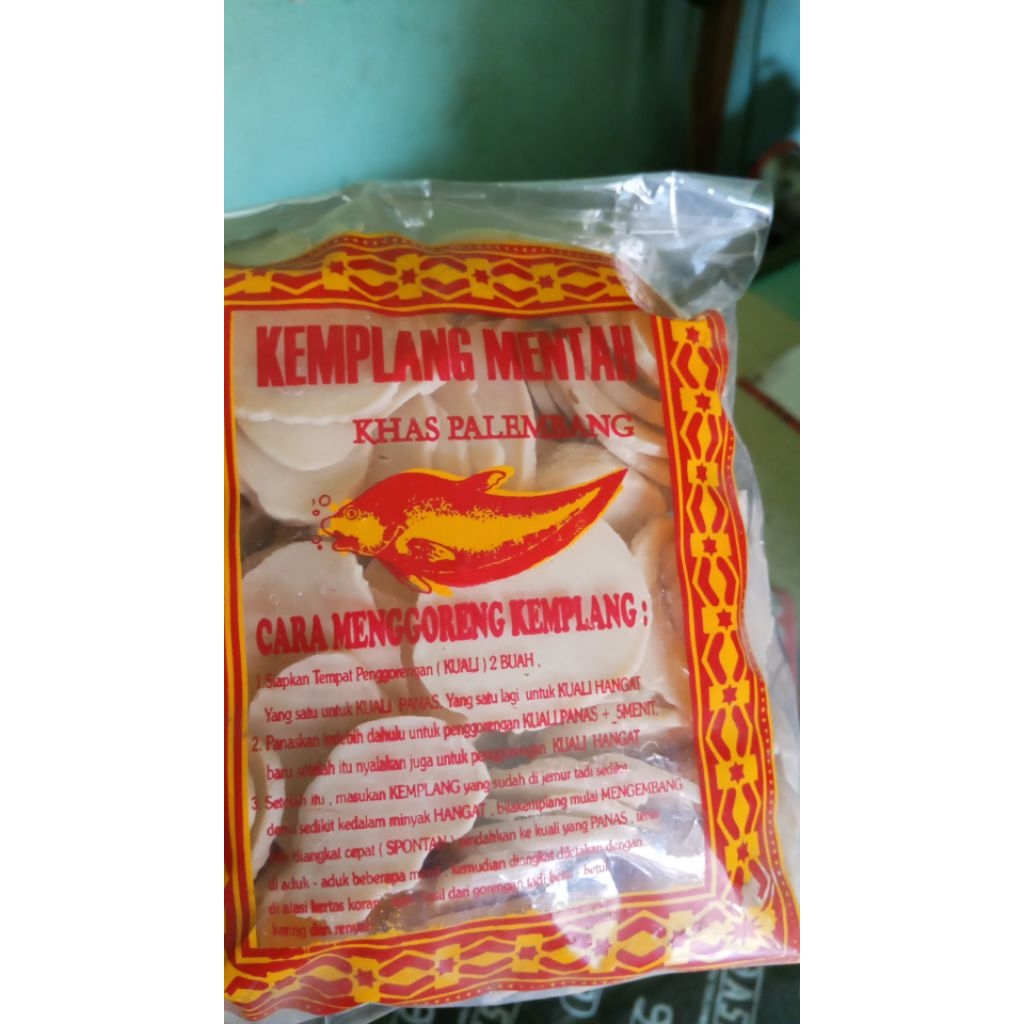 

kempelang ikan mentah