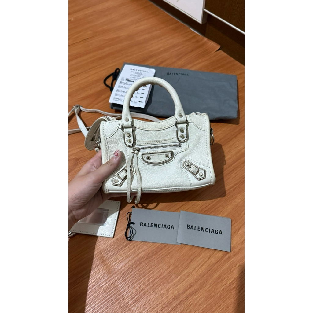 preloved Balenciaga Nano City SHW White 2022