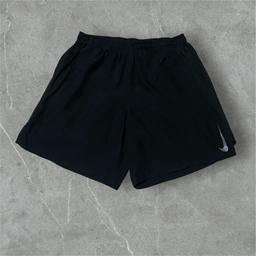 nike centang running shortpants celana running wanita celana running pria celana running parasut cel