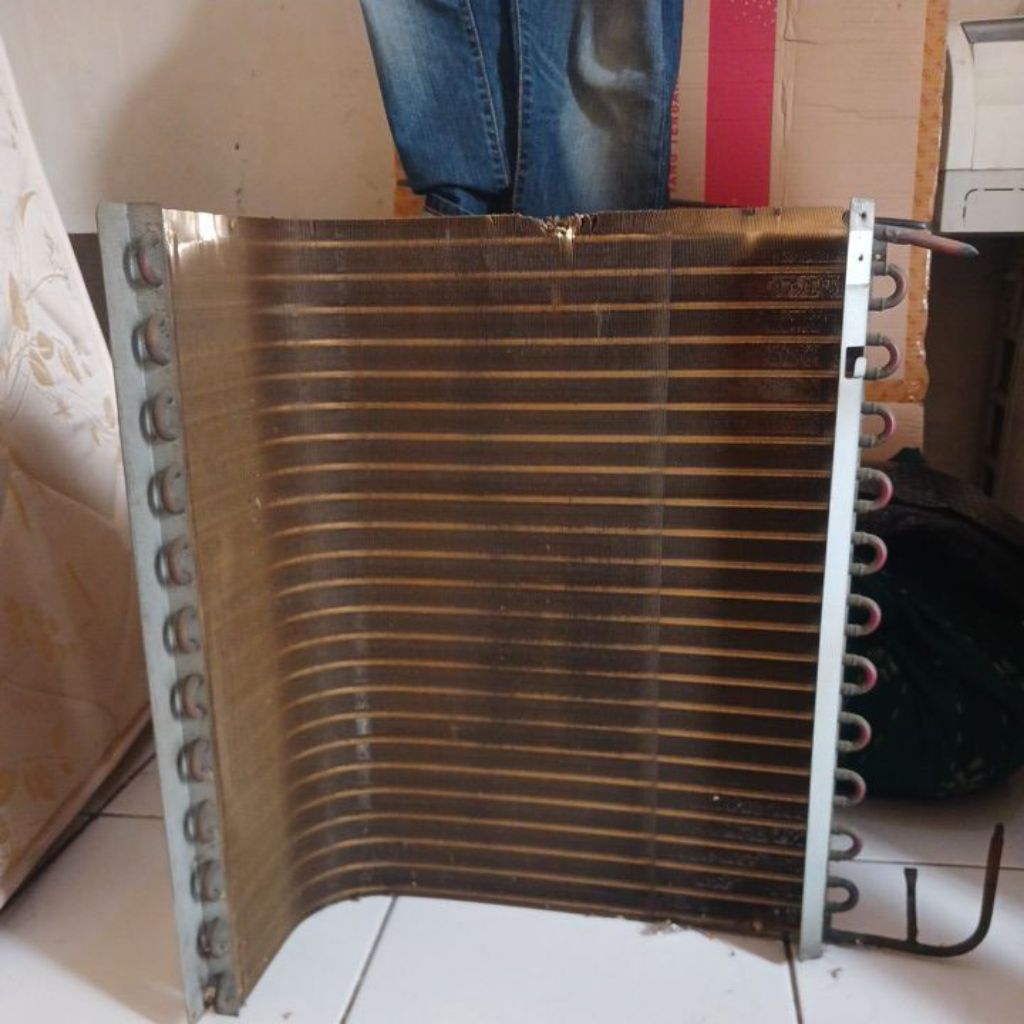 kondensor autdor ac LG 1pk kebawah