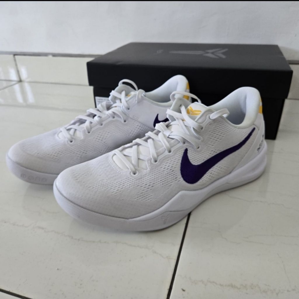 Sepatu Basket Nike