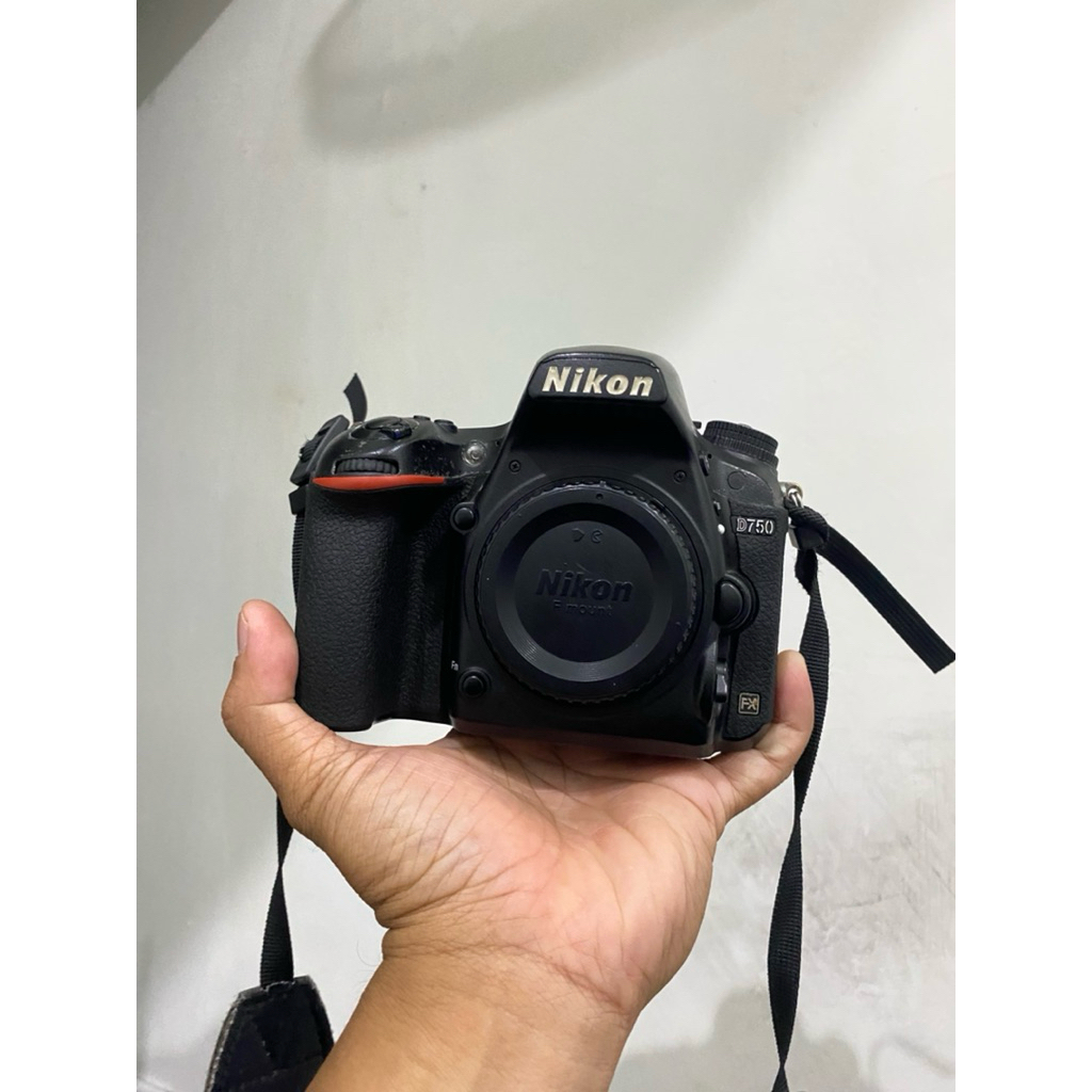Nikon D750 Wifi Body Only