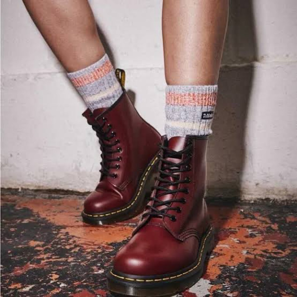 Sepatu Dr. Martens 1460 Cherry Red Smooth