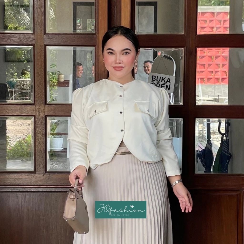 Kemeja Blazer Wanita Crop Lengan Panjang