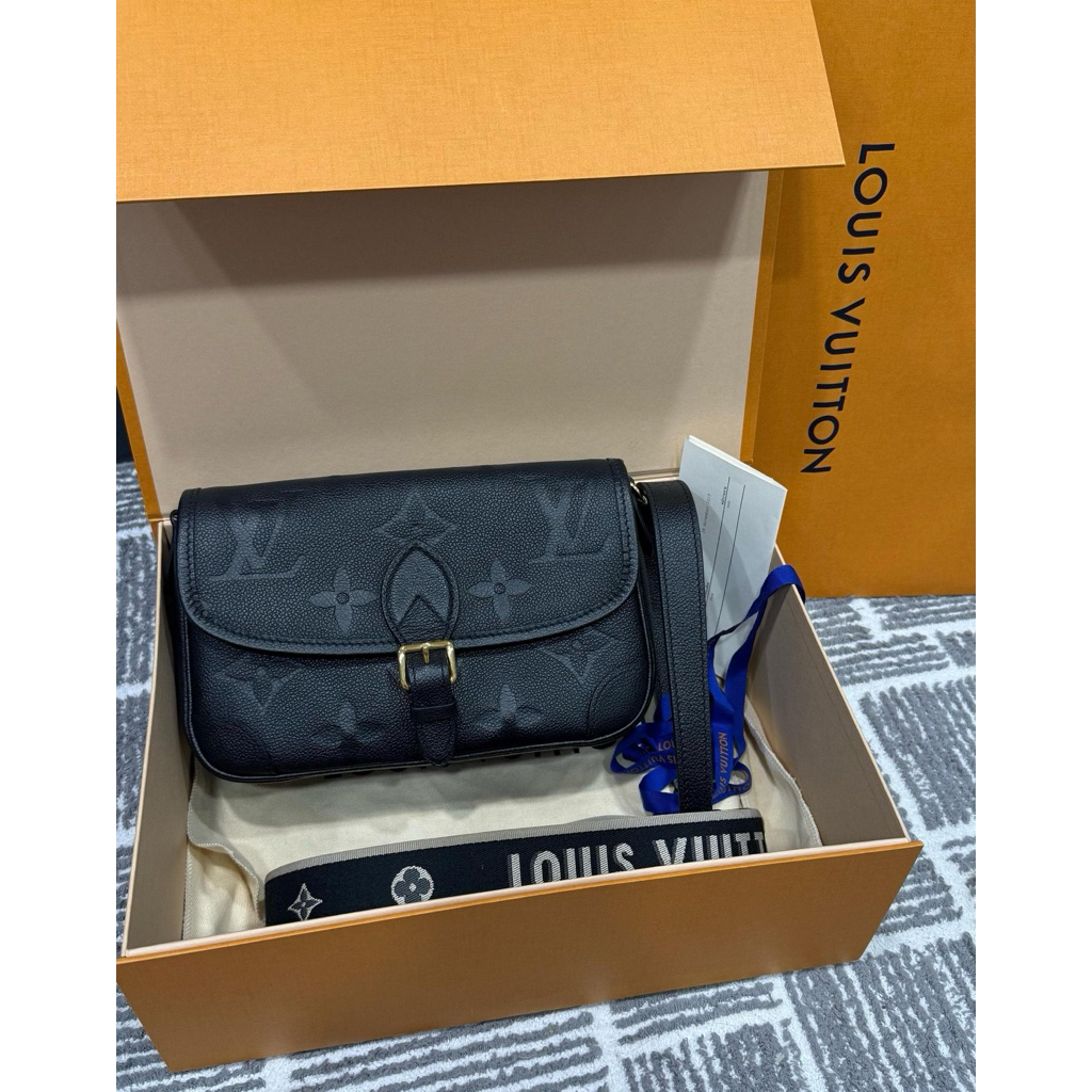 Preloved LV diane empre all black 2023 fullset