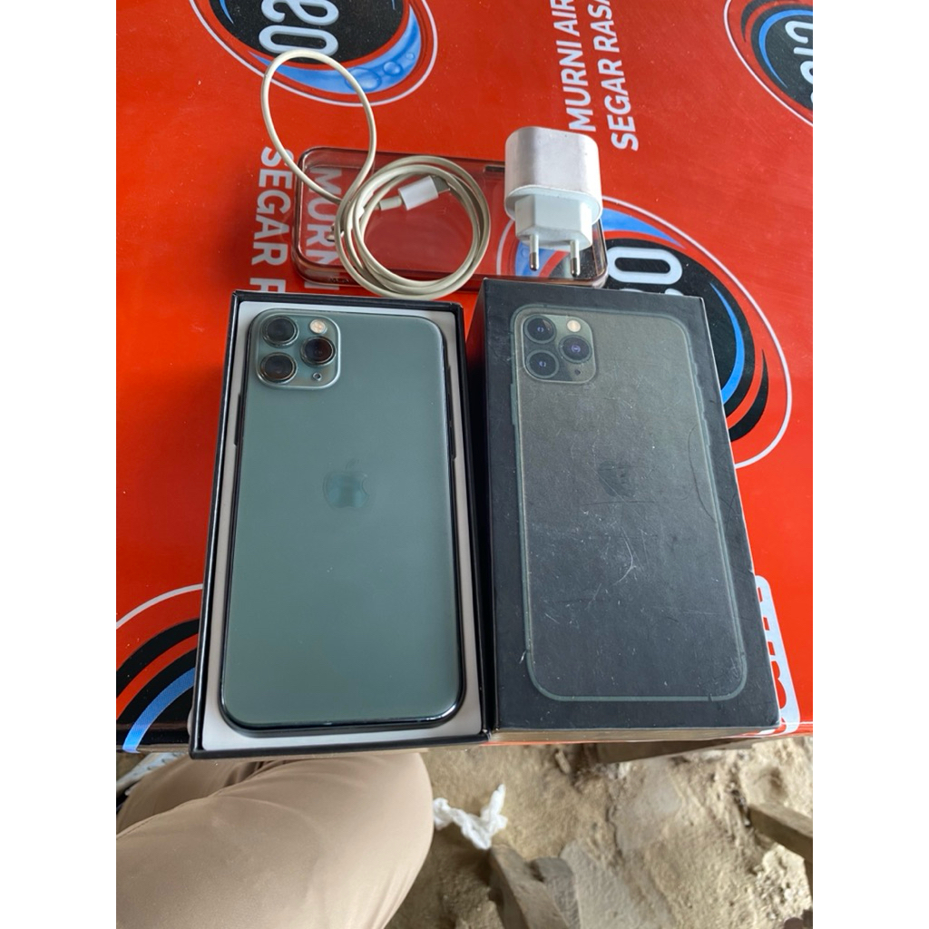 Iphone 11 pro 256gb Midnightgreen imei whitelist