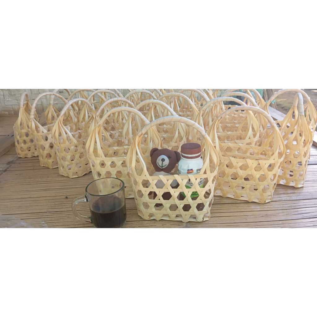

Termurah 10 pcs Tas keranjang anyaman bambu parcel UK 15x8x10 cm