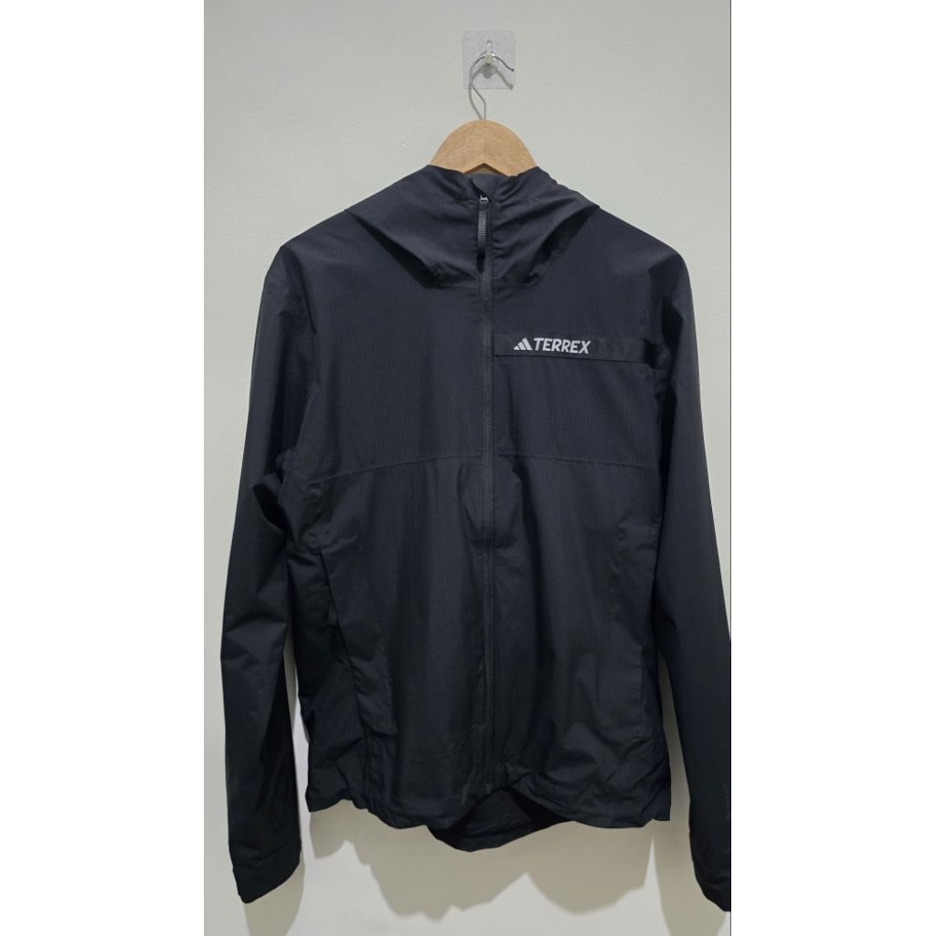 Jaket Adidas Terrex Gorpcore preloved