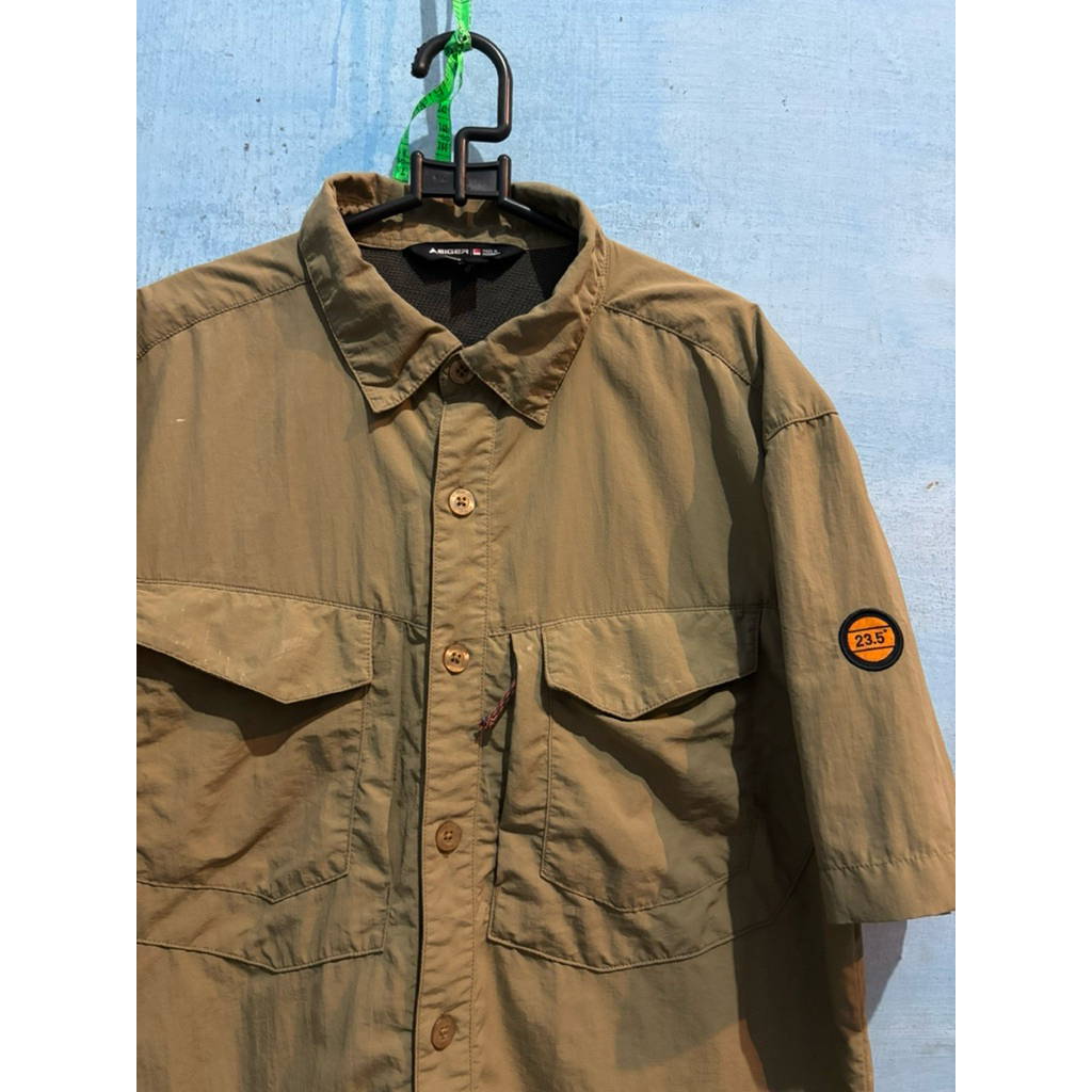 kemeja eiger lengan pendek size L