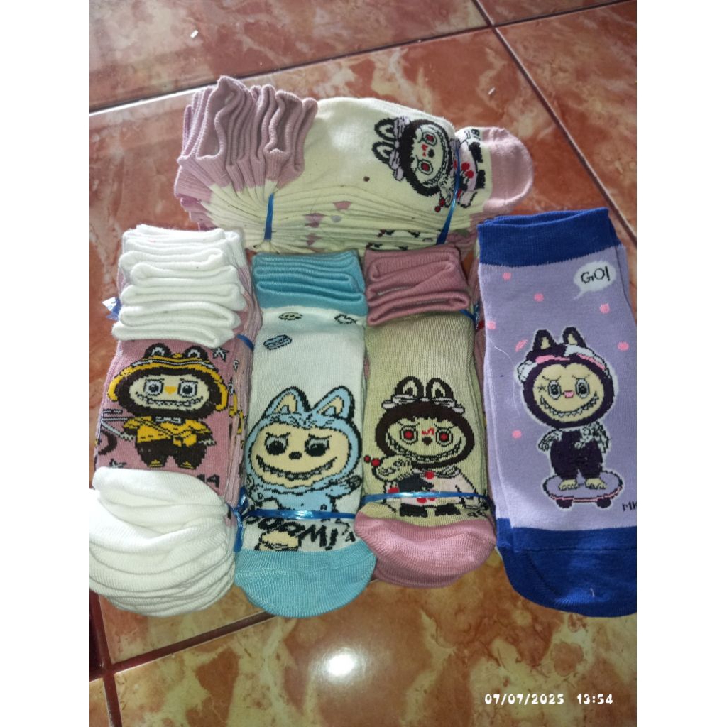(Grosir)kaos kaki anak TK bahan spandek labubu