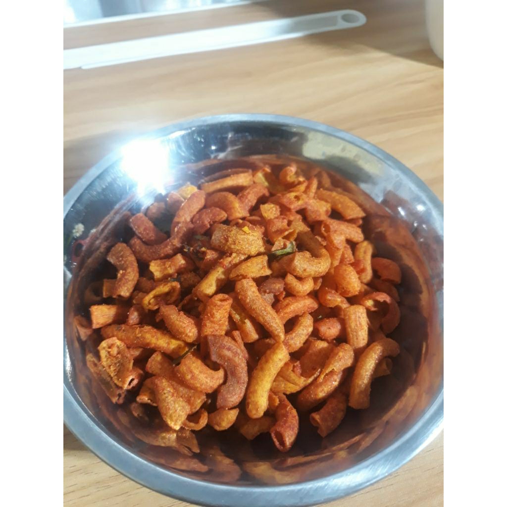 

macaroni pedas daun jeruk 100gram