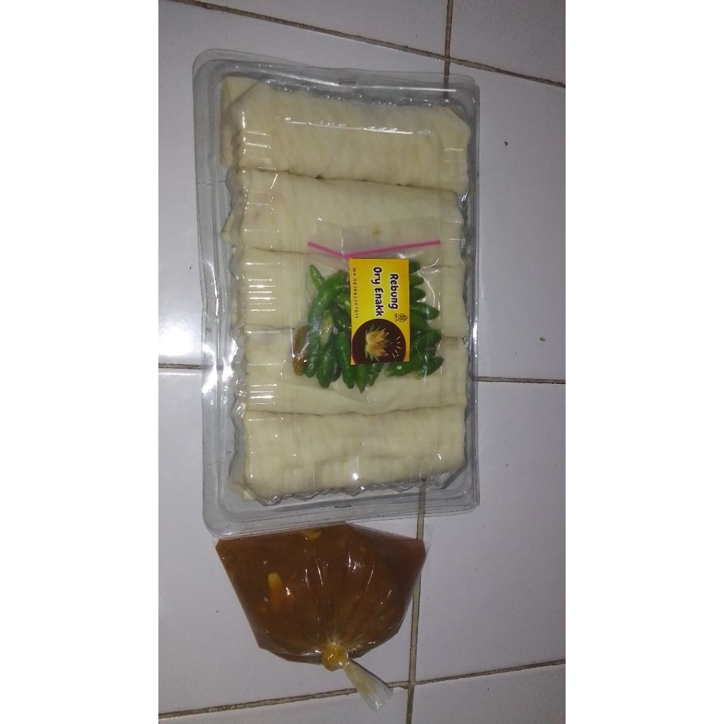

LUMPIA BESAR ISI 10 BIJI BERAT 500GRAM