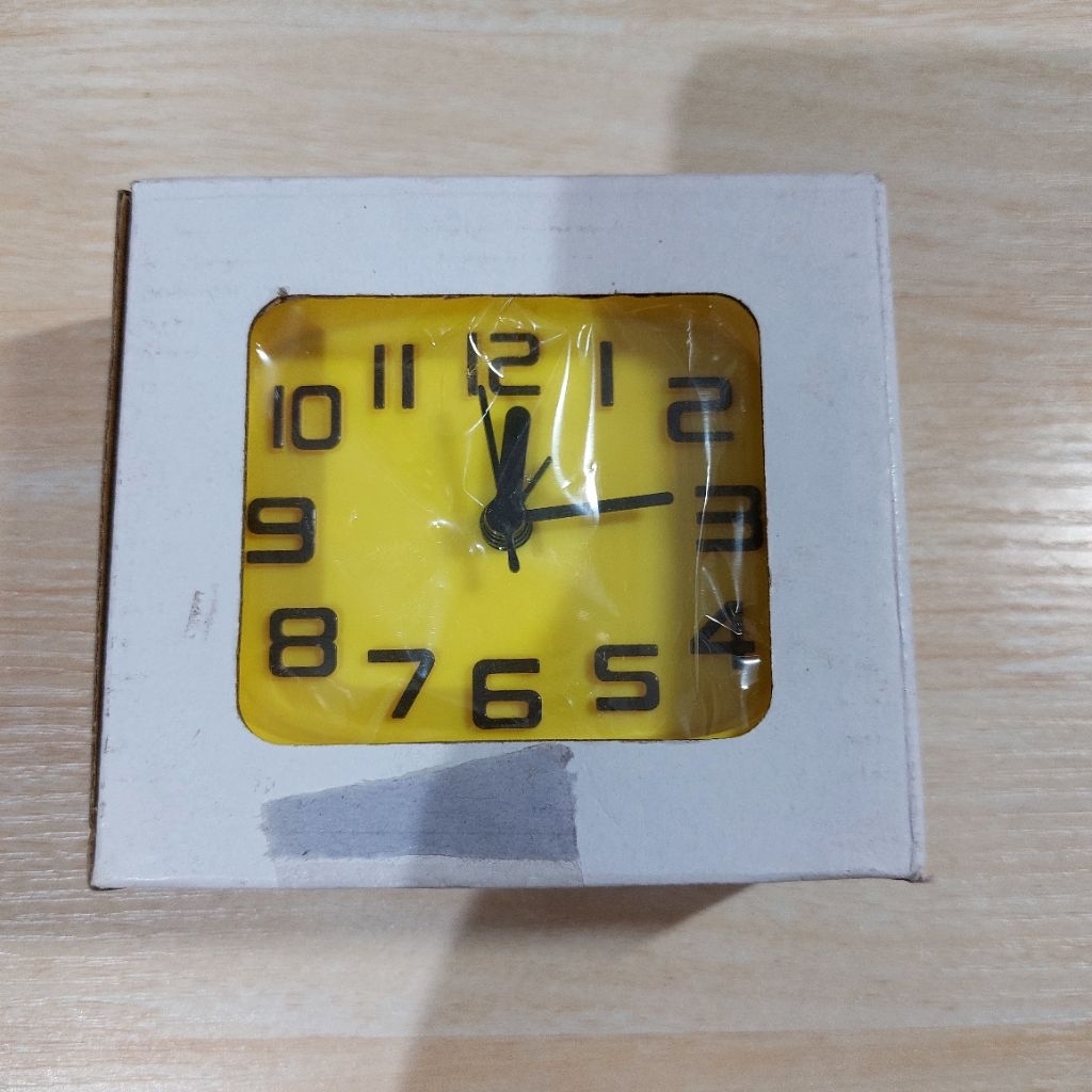 jam alarm/weker mr diy new