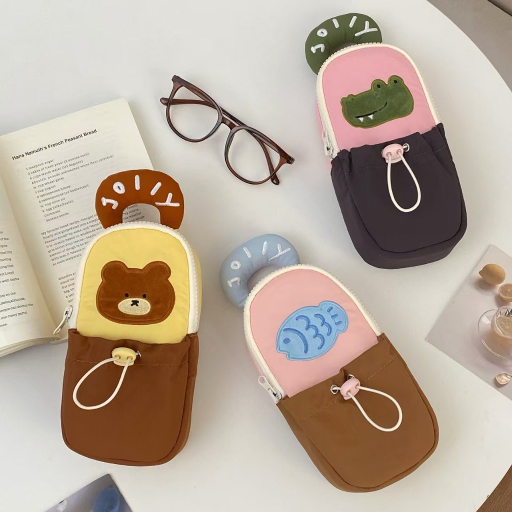 

Cartoon Handheld Pen Bag Storage Pen Bag Stand up Pen Holder High School Student Large Capacity Stationery Box